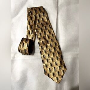 Pierre Cardin 100 percent silk gold with geometric design scarf office wear​​​​​